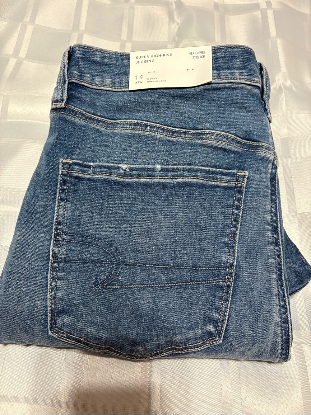 American Eagle Jeans NWT